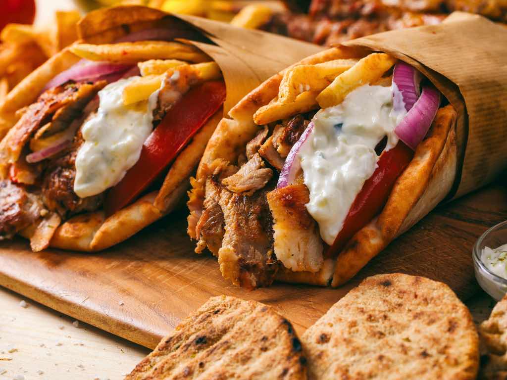 The History of the Gyro, With a Dollop of Serendipity - The New York Times